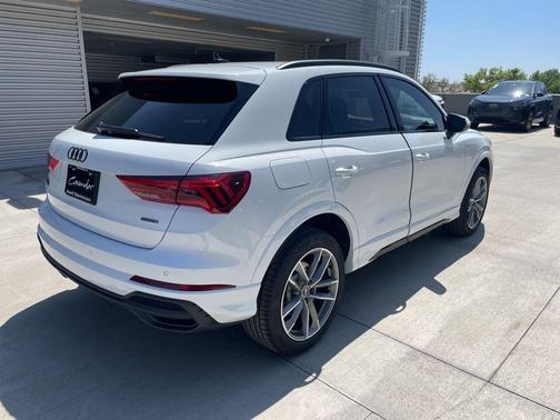 2025 Audi Q3 45 S line Premium