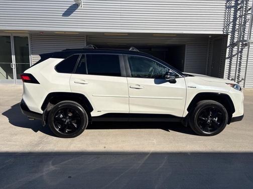 2020 Toyota RAV4 Hybrid XSE