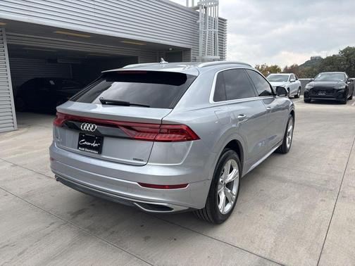2021 Audi Q8 55 Prestige