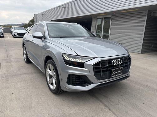2021 Audi Q8 55 Prestige