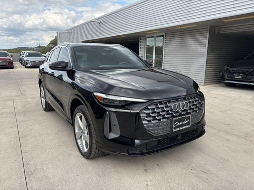 2025 Audi Q5 2.0T quattro Premium