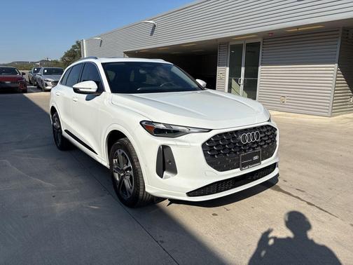 2025 Audi Q5 2.0T quattro Premium