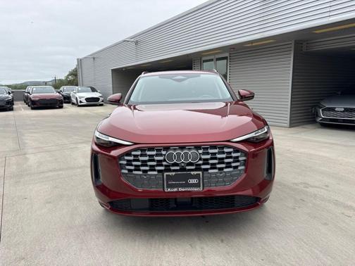Grenadier Red Metallic 2025 Audi Q5 2.0T quattro Premium