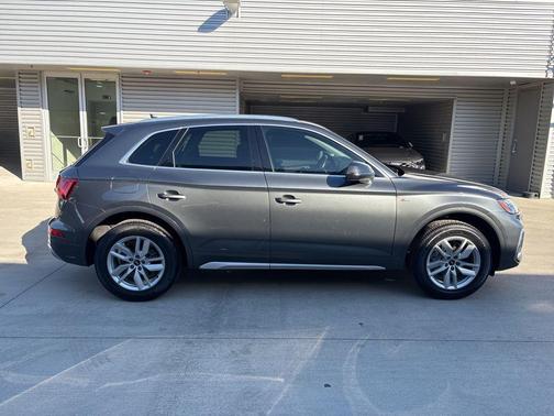 2022 Audi Q5 45 S line quattro Premium