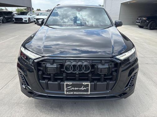 2025 Audi Q7 55 Prestige