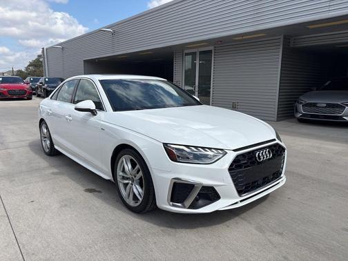 2023 Audi A4 45 S line Premium Plus