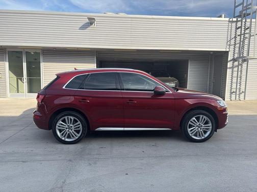 2018 Audi Q5 2.0T Tech Premium