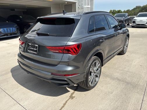 2025 Audi Q3 45 S line Premium