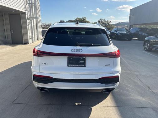 2025 Audi Q5 2.0T quattro Premium