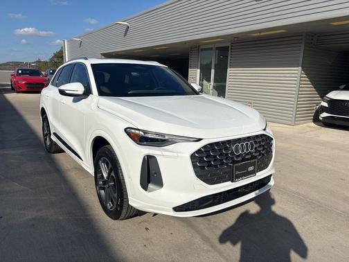 2025 Audi Q5 2.0T quattro Premium