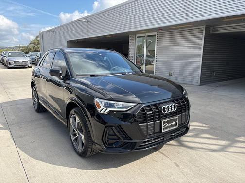 2025 Audi Q3 45 S line Premium