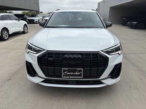 2025 Audi Q3 45 S line Premium