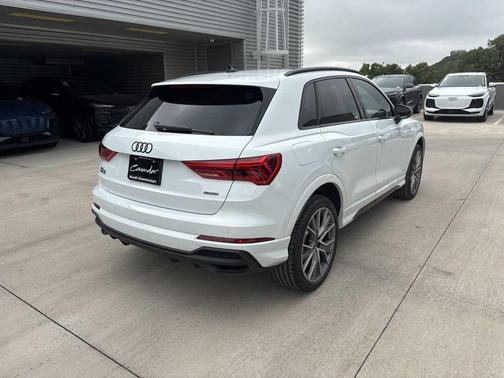 2025 Audi Q3 45 S line Premium
