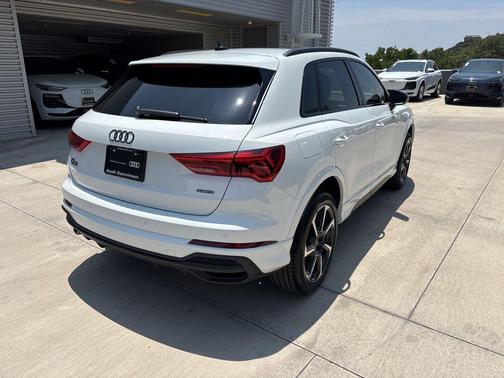 2025 Audi Q3 45 S line Premium