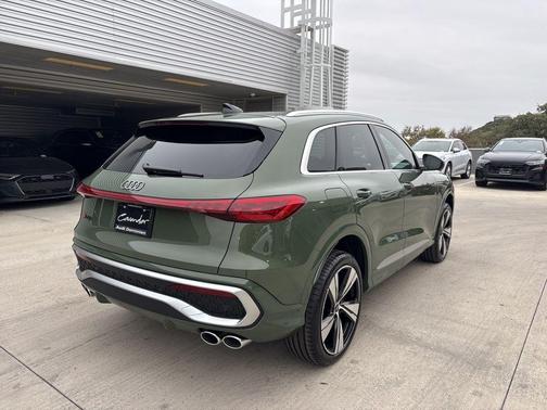 2025 Audi SQ5 3.0T quattro Premium