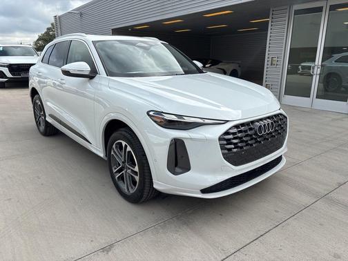 2025 Audi Q5 2.0T quattro Premium