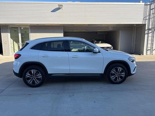 2025 Mercedes-Benz GLA 250 Base 4MATIC