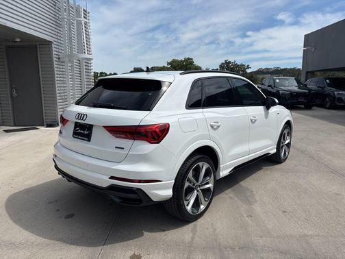 Ibis White 2022 Audi Q3 45 S line Premium Plus