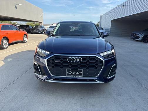 2023 Audi Q5 45 S line Prestige