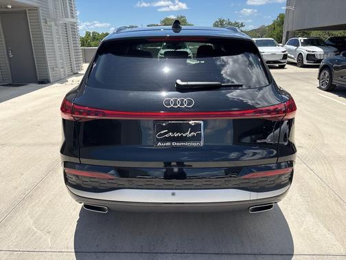 2025 Audi Q5 2.0T quattro Premium