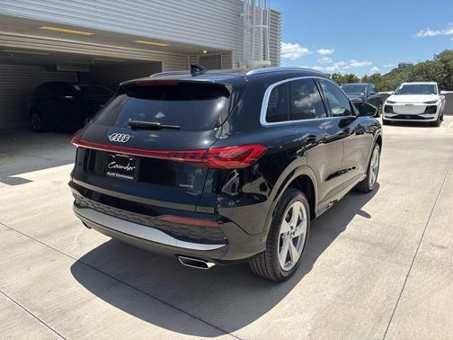 2025 Audi Q5 2.0T quattro Premium
