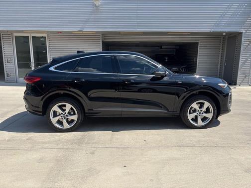 2025 Audi Q5 2.0T Premium