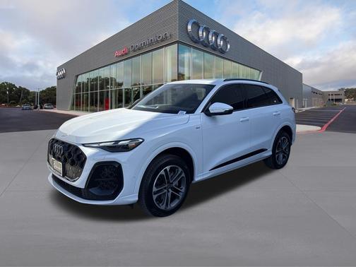 Glacier White Metallic 2026 Audi Q5
