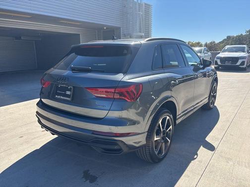 2025 Audi Q3 45 S line Premium