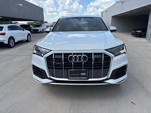 2023 Audi Q7 55 Premium
