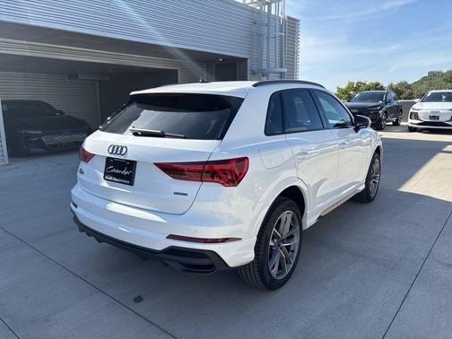 2025 Audi Q3 45 S line Premium