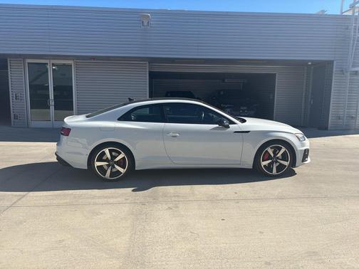 2022 Audi A5 45 S line quattro Premium