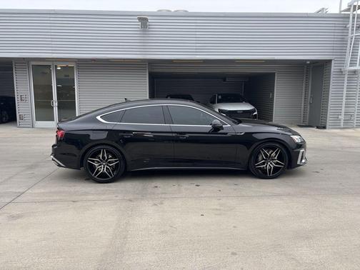 2023 Audi A5 Sportback 45 S line quattro Premium
