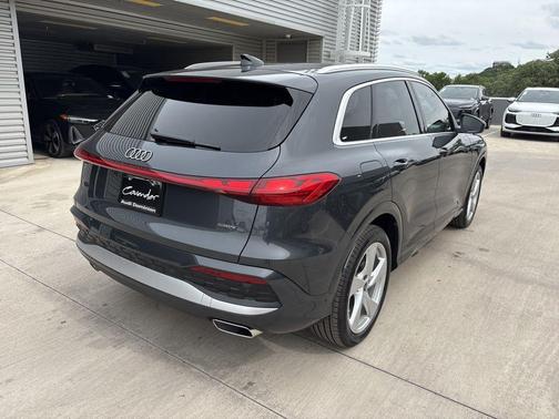 2025 Audi Q5 2.0T quattro Premium