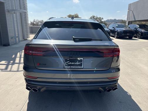 2023 Audi SQ8 4.0T quattro Premium Plus