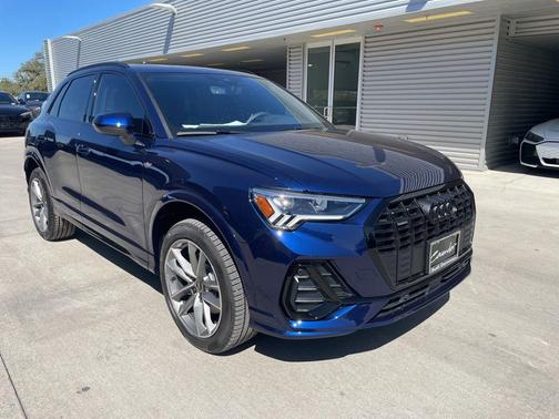 2025 Audi Q3 45 S line Premium