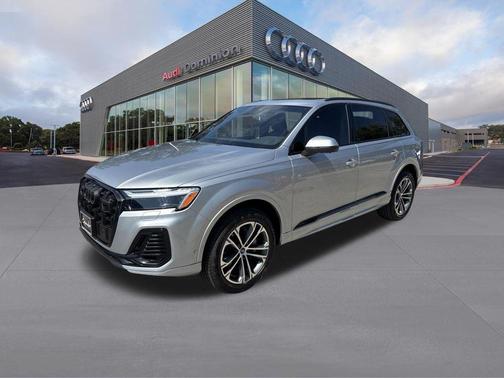 Satellite Silver Metallic 2026 Audi Q7 45 Premium