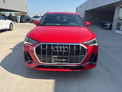 2025 Audi Q3 45 S line Premium