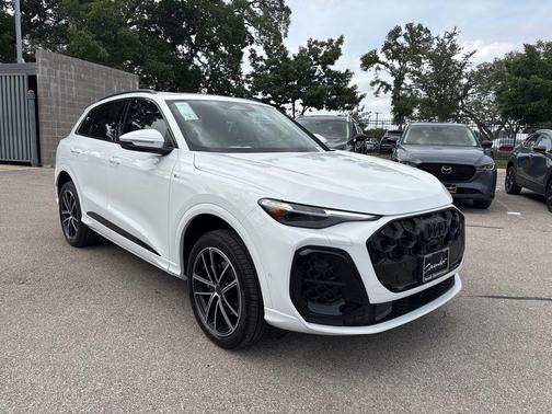 White 2026 Audi Q5 PLUS