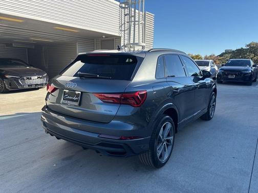 2025 Audi Q3 45 S line Premium