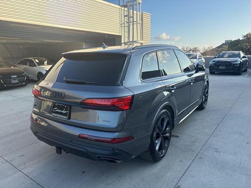2026 Audi Q7 55 Premium Plus