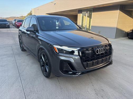 2026 Audi Q7 55 Premium Plus