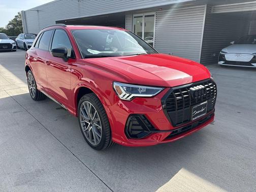2025 Audi Q3 45 S line Premium