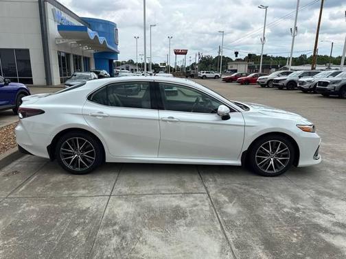 2021 Toyota Camry XLE