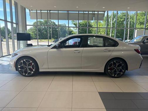 Mineral White Metallic 2026 BMW 330 xDrive