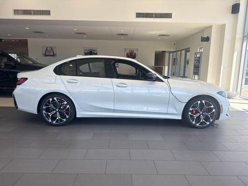 Mineral White Metallic 2026 BMW 330 xDrive