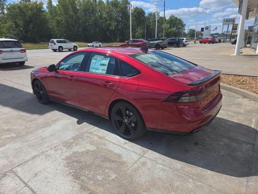 2025 Honda Accord Hybrid Base