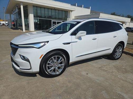 2024 Buick Enclave Essence FWD