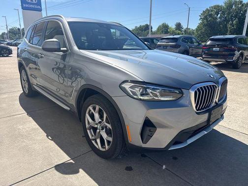 Gray Metallic 2024 BMW X3 xDrive30i