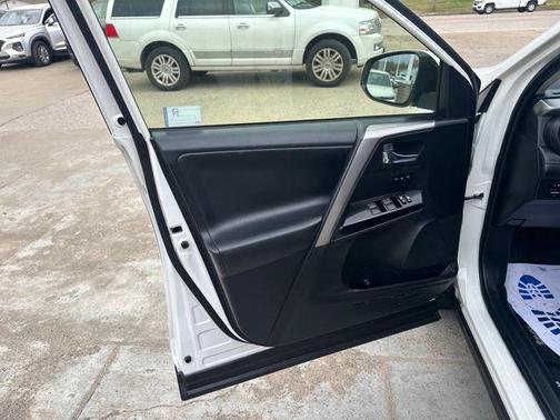 2017 Toyota RAV4 Hybrid Limited