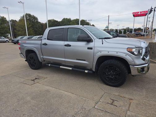 2019 Toyota Tundra SR5